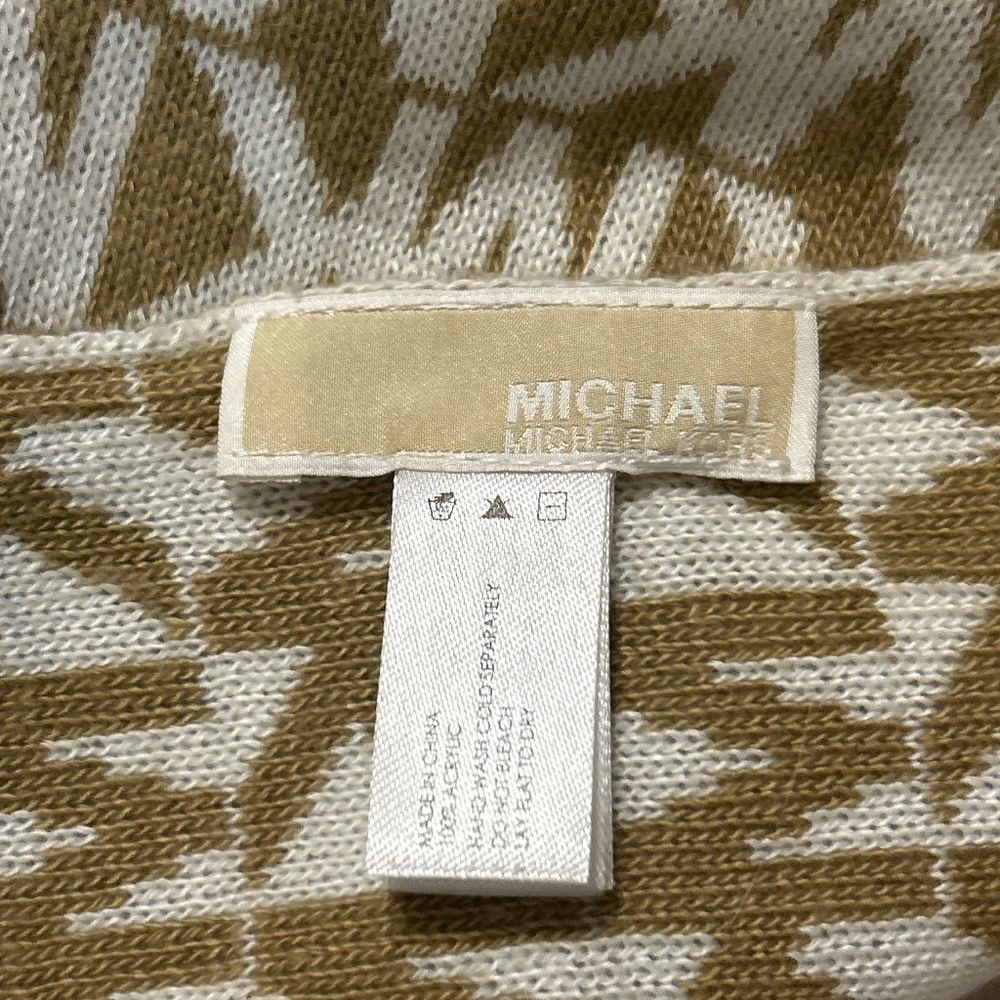 MICHAEL KORS Tan & White Signature Logo Scarf - Picture 2 of 6